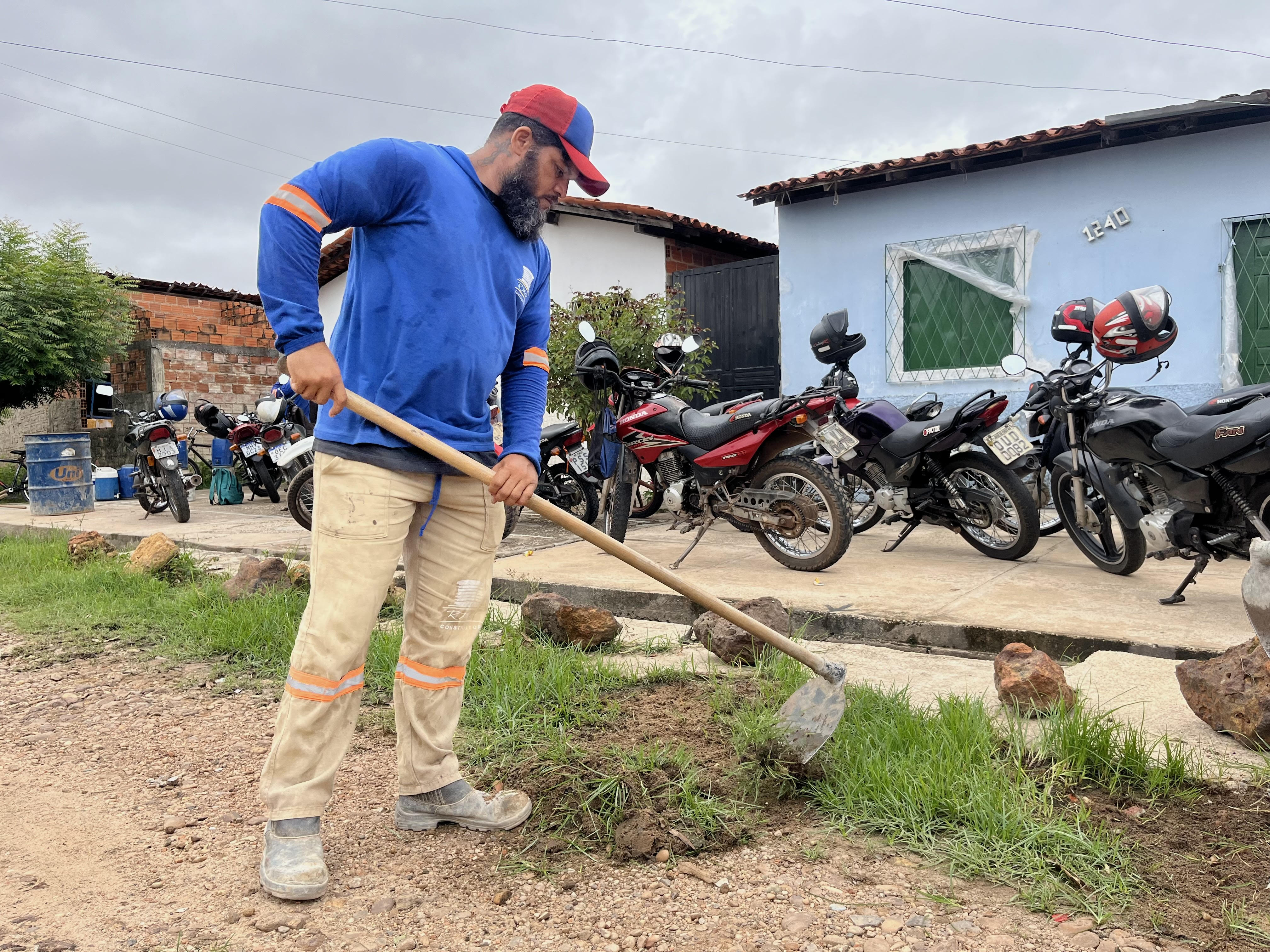 SAAD Norte inicia pavimentação de trecho de rua Professor Leopoldo Cunha no bairro Mafrense