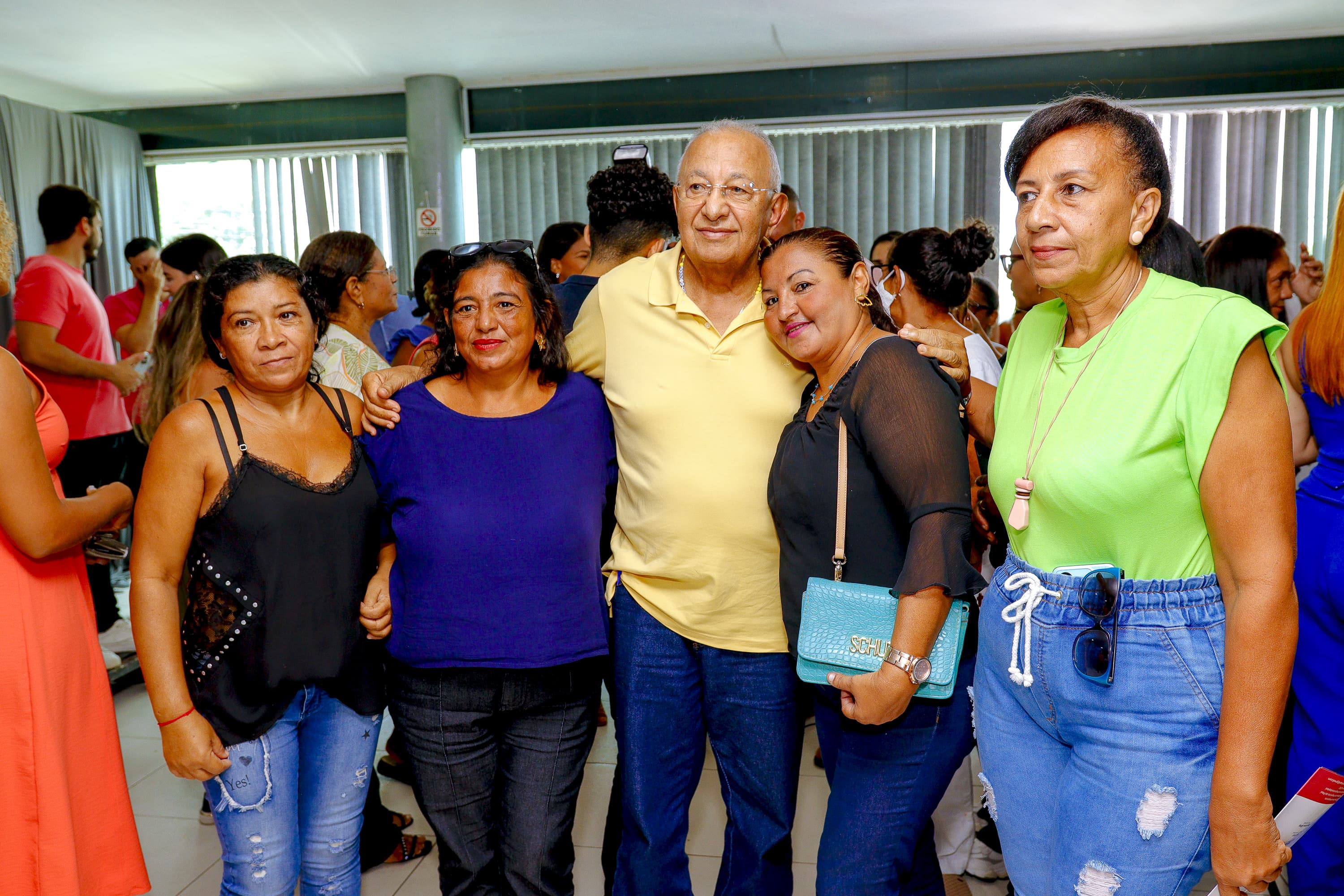 Prefeito participa de café da manhã com mulheres na zona Sul de Teresina