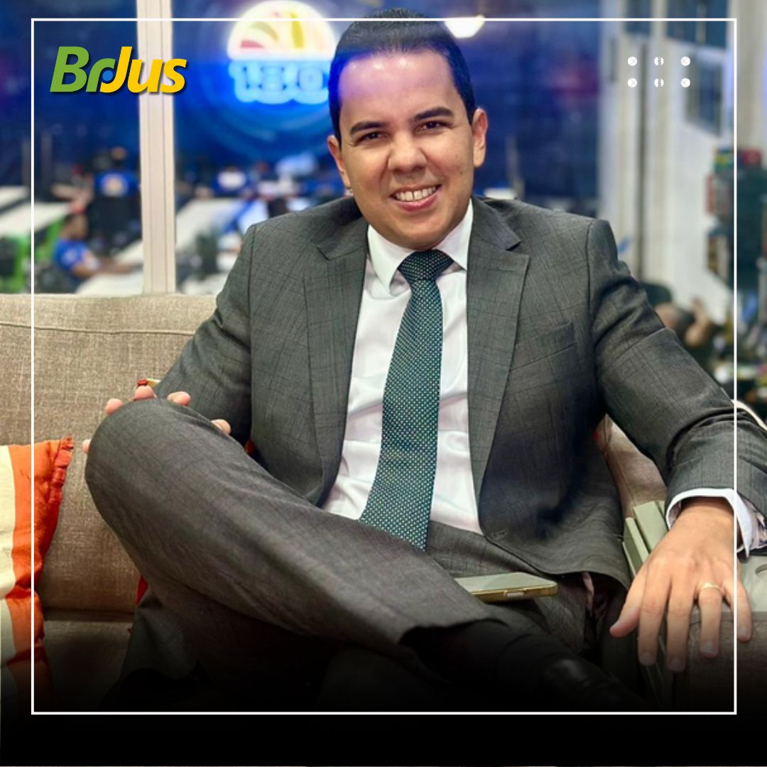 Quem é Dr. Victor Carvalho?